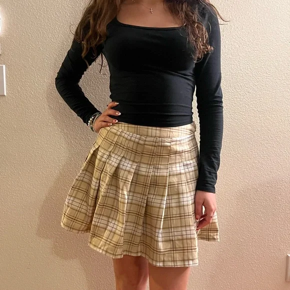 Forever 21 Skirts Forever Plaid Pleated Skirt M Poshmark